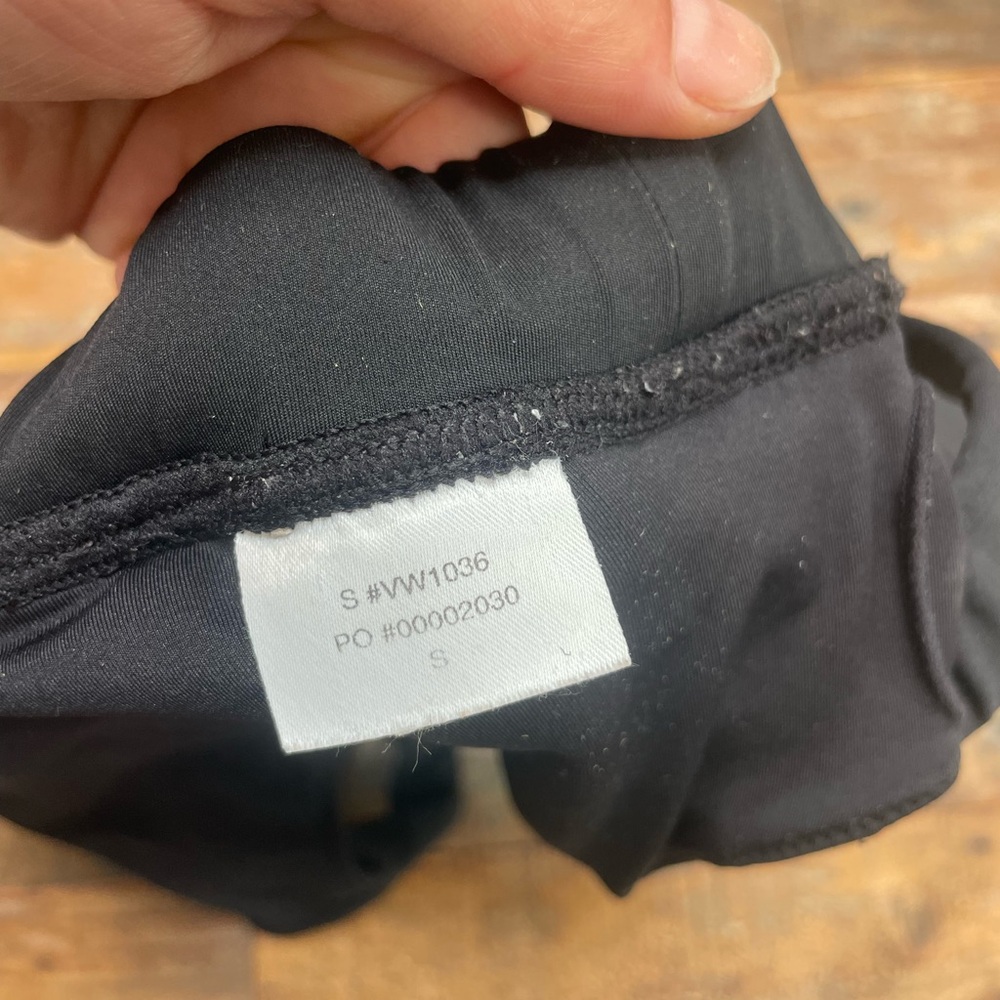Vuori Black Strappy Bikini Top - Picture 5 of 5